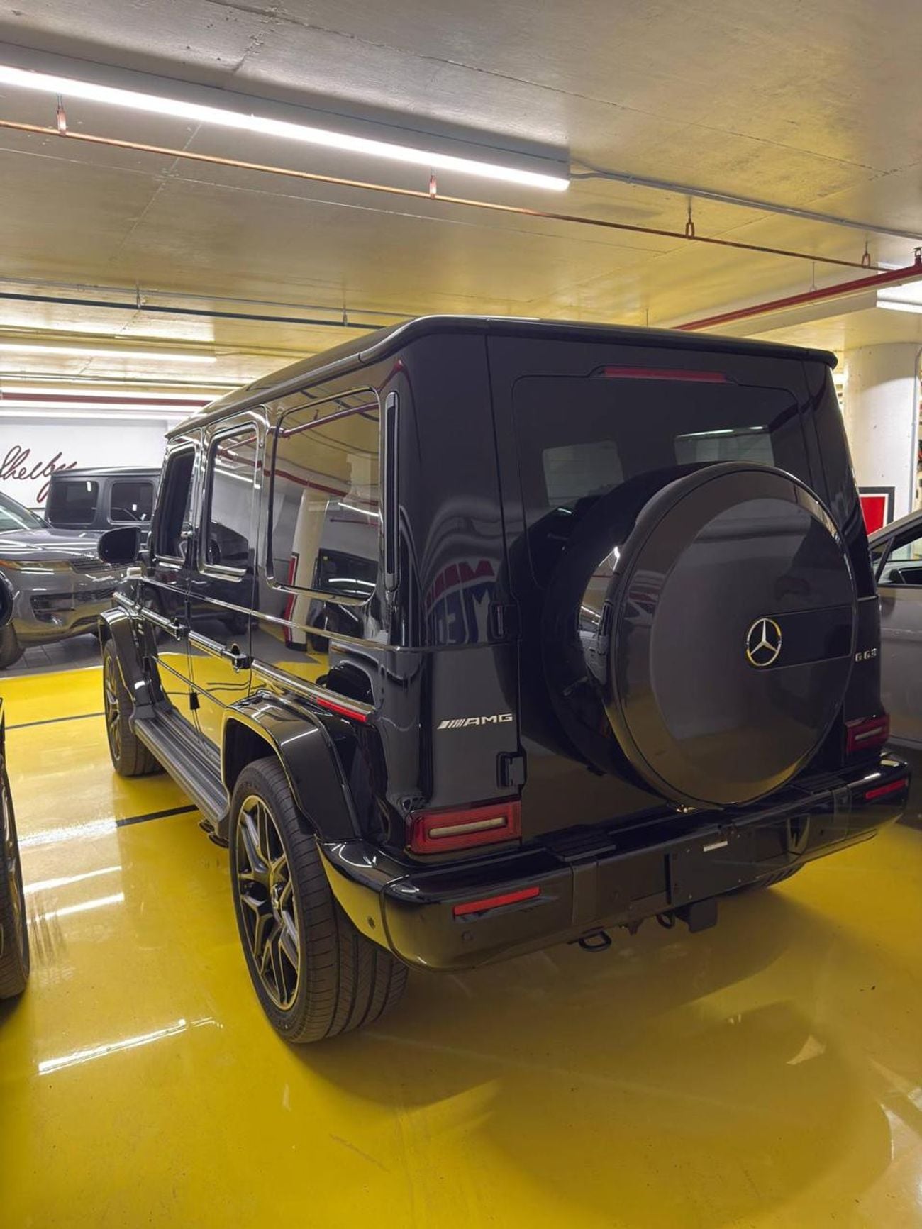 Mercedes Benz G63 AMG STANDARD 2027 Model