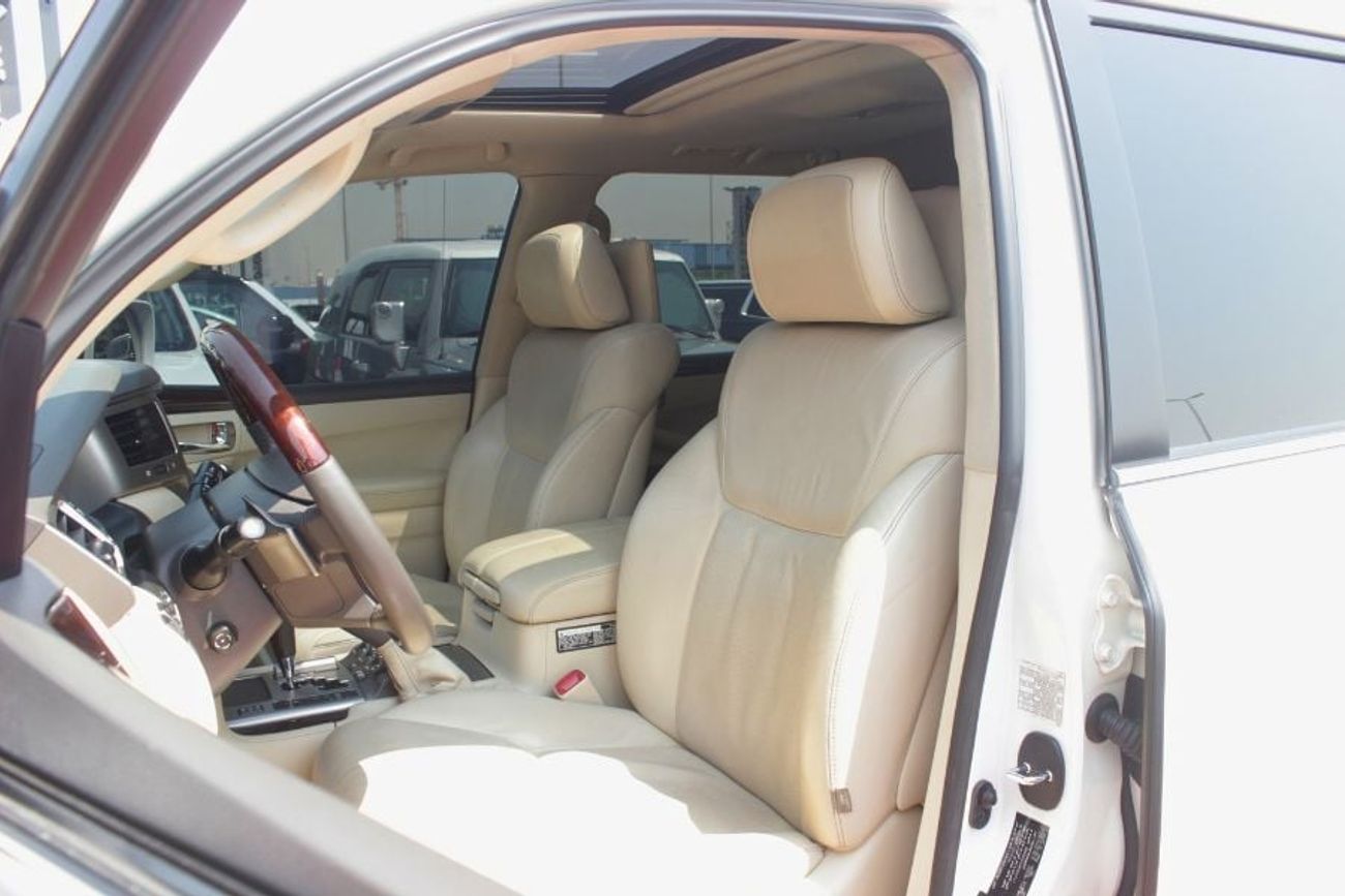 Lexus LX570 PLATINUM GCC