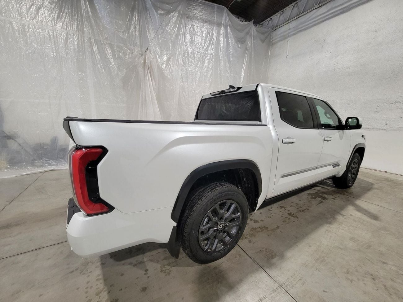 Toyota Tundra Platinum i-FORCE MAX 4x4 | 2026 | COMING SOON