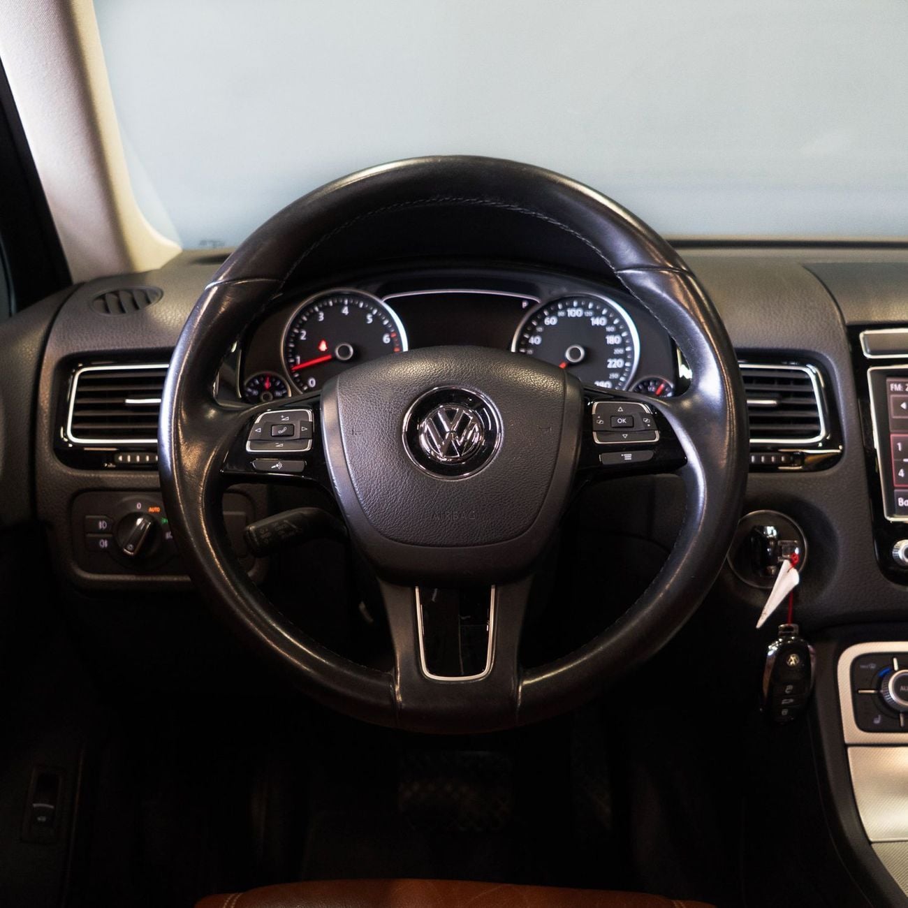 فولكس واجن طوارق AED 1,398 P.M • 0% Downpayment • Volkswagen Touareg Kit • 1 Year Warranty