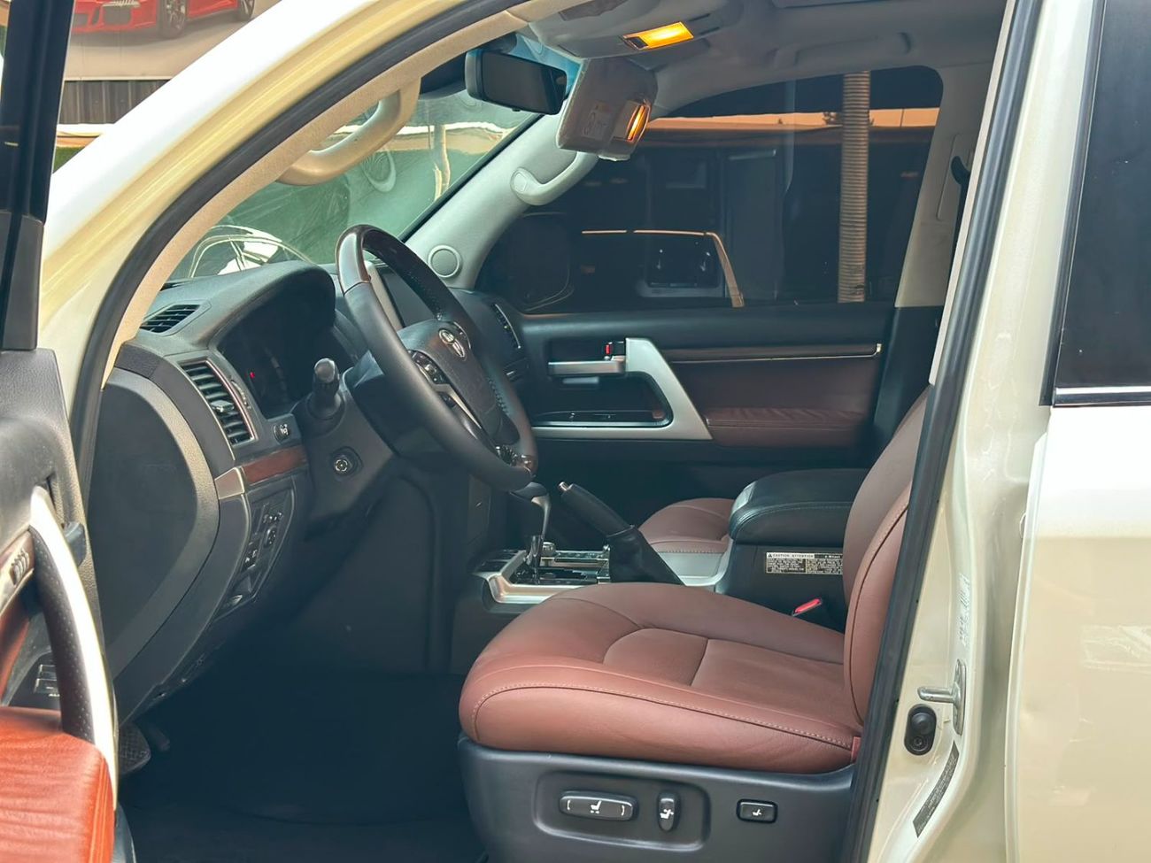 Toyota Land Cruiser VXR