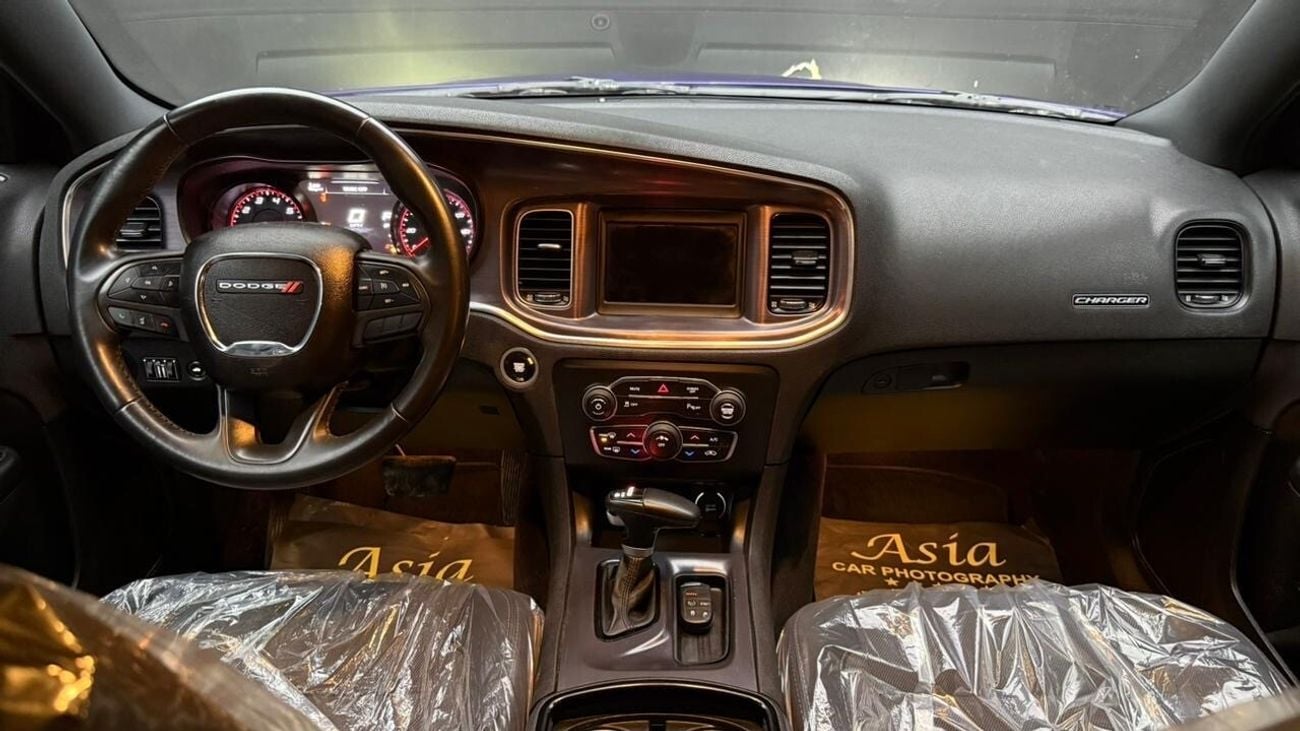 Dodge Charger SXT