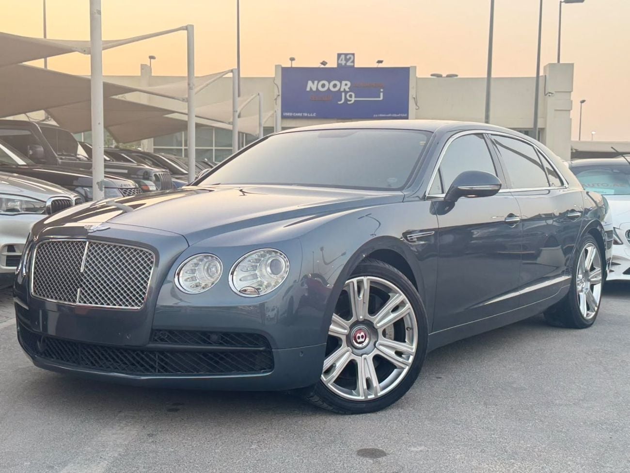 بنتلي فلاينج سبور V8