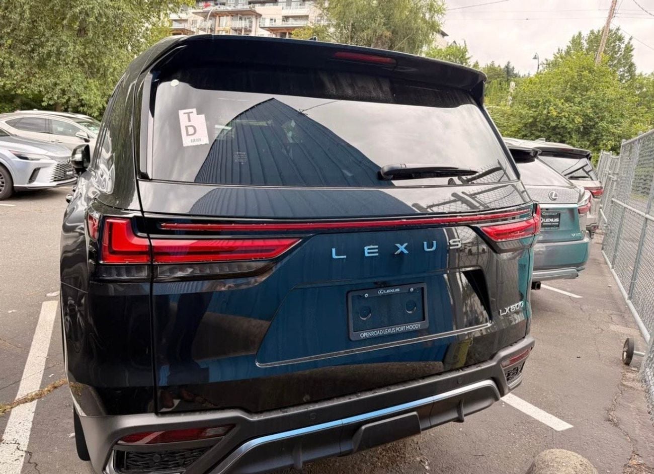 لكزس LX 600 F SPORT
