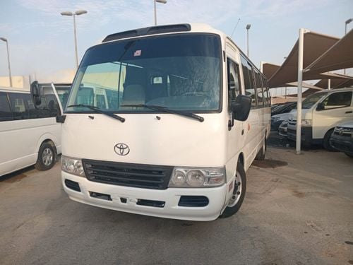 Toyota Coaster LWB 30 SEATER
