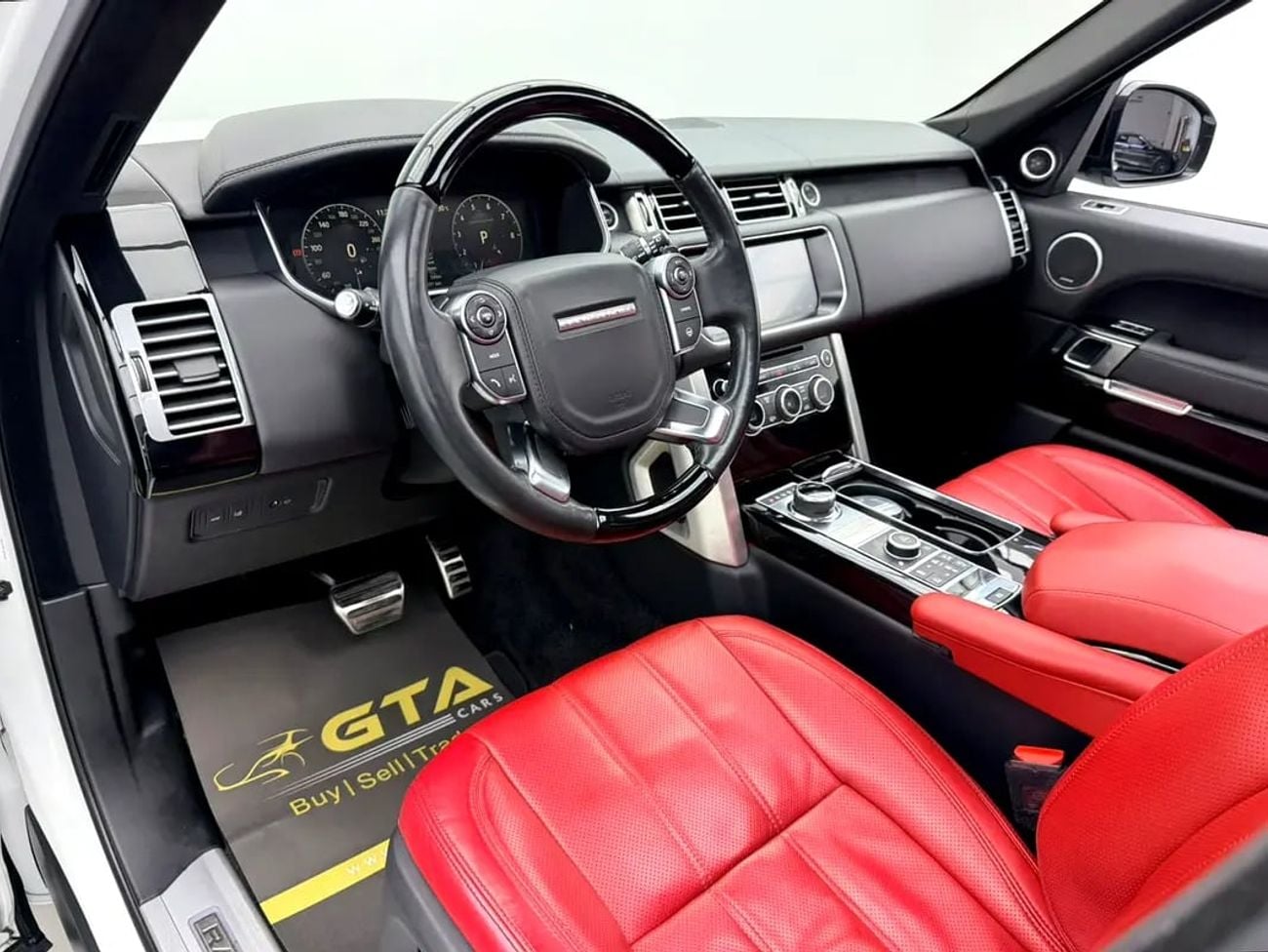 Land Rover Range Rover Vogue SE Supercharged, Full Service History, Fully Loaded, GCC
