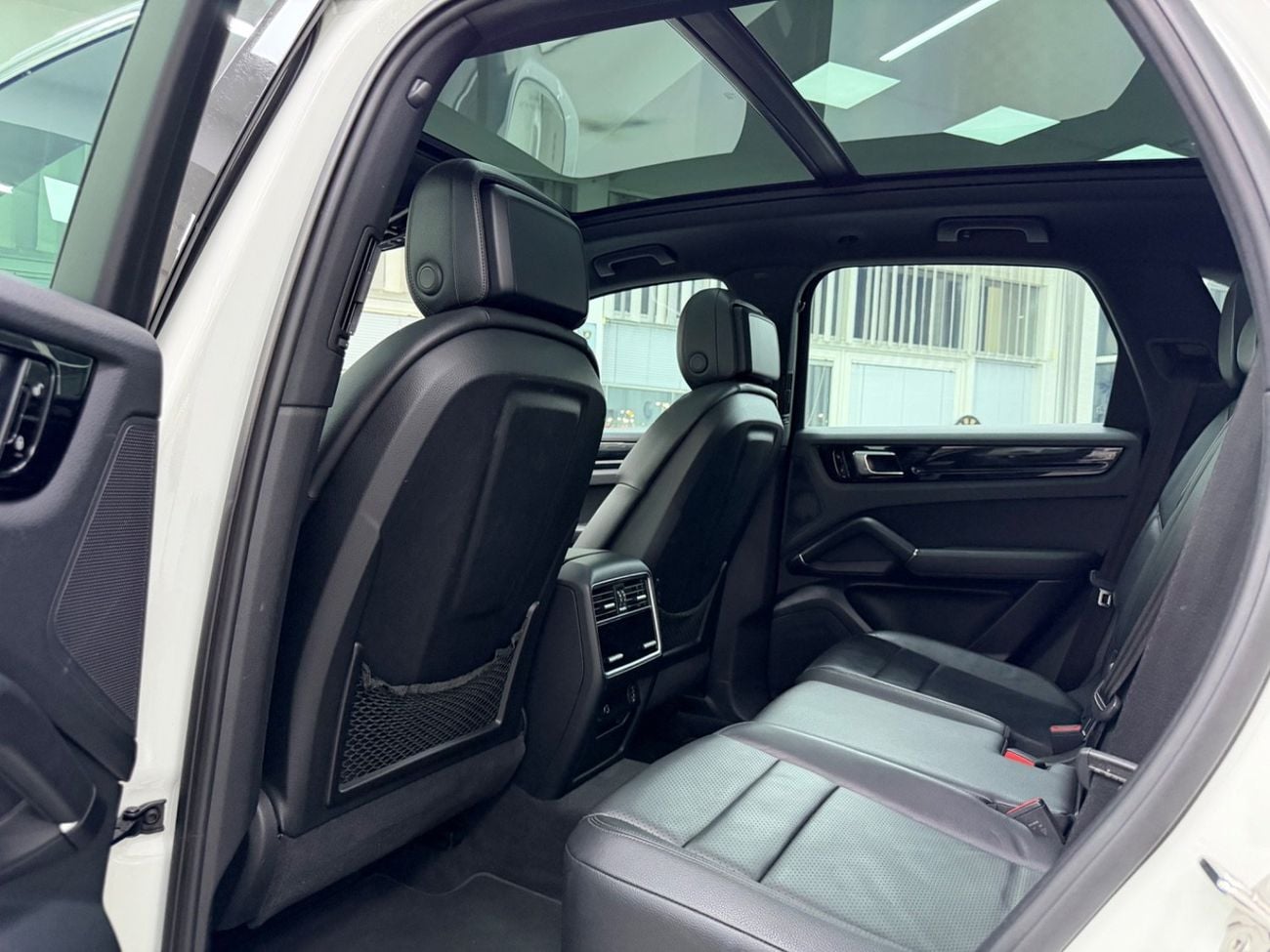 Porsche Cayenne STANDARD