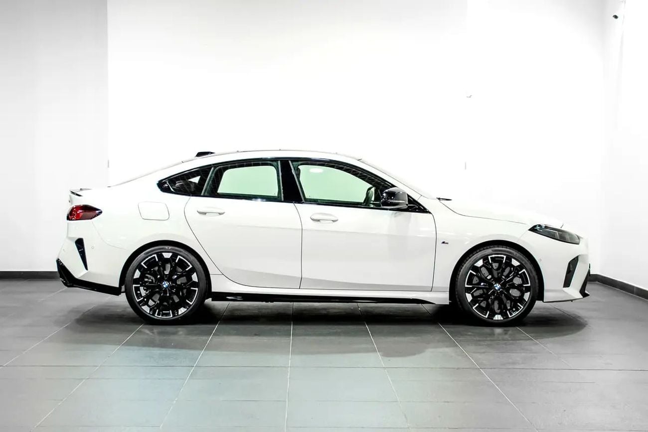 BMW M235i M235 XDrive Gran Coupe Masterclass