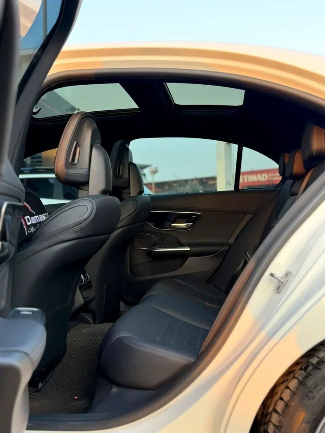 مرسيدس بنز C 200 C200 - Korean Specs - In Excellent Condition