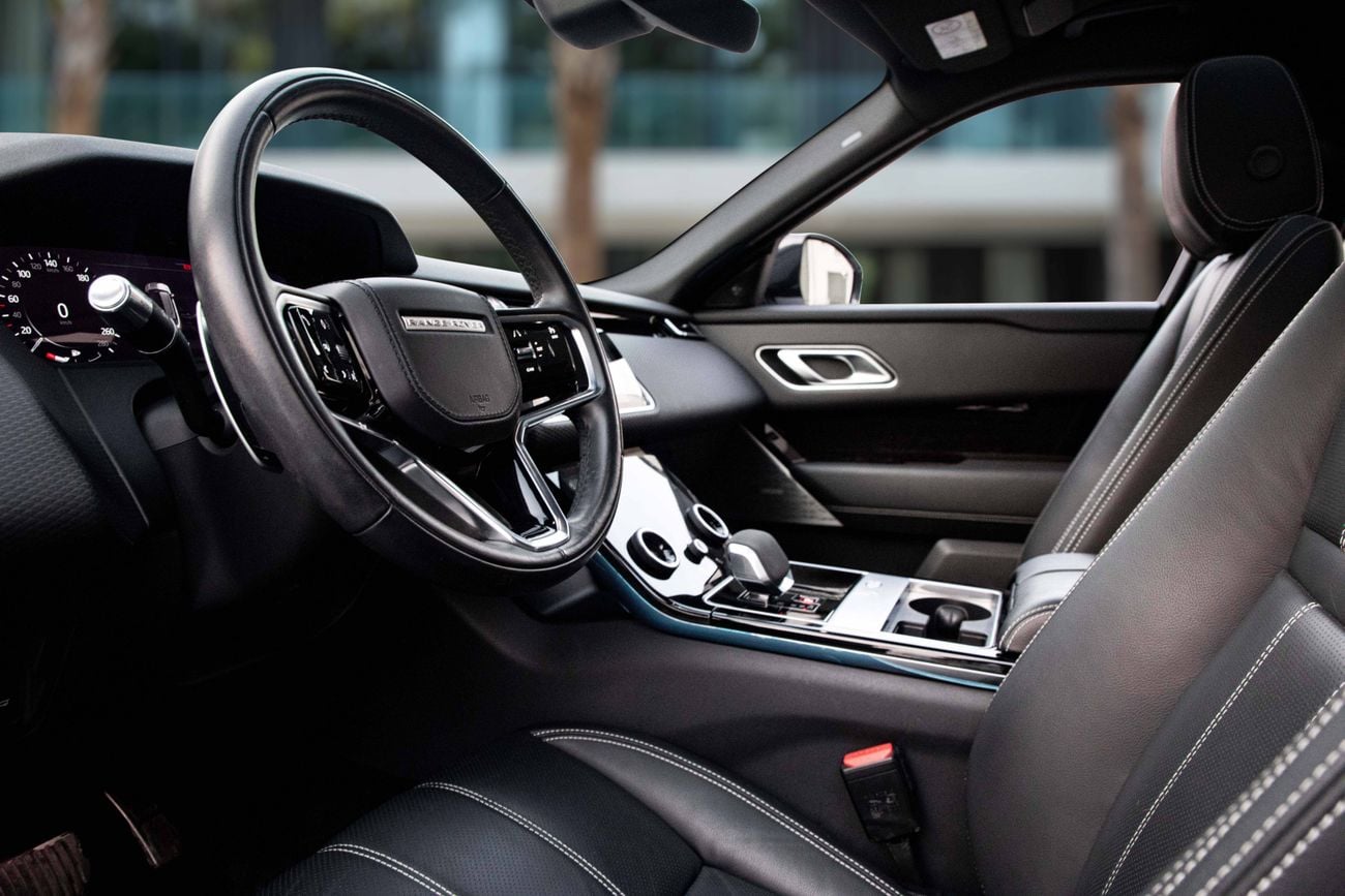 لاند روفر رينج روفر فيلار SE R-Dynamic Range Rover Velar SE R-Dynamic | 2,840 P.M | 0% Downpayment | Perfect Condition!