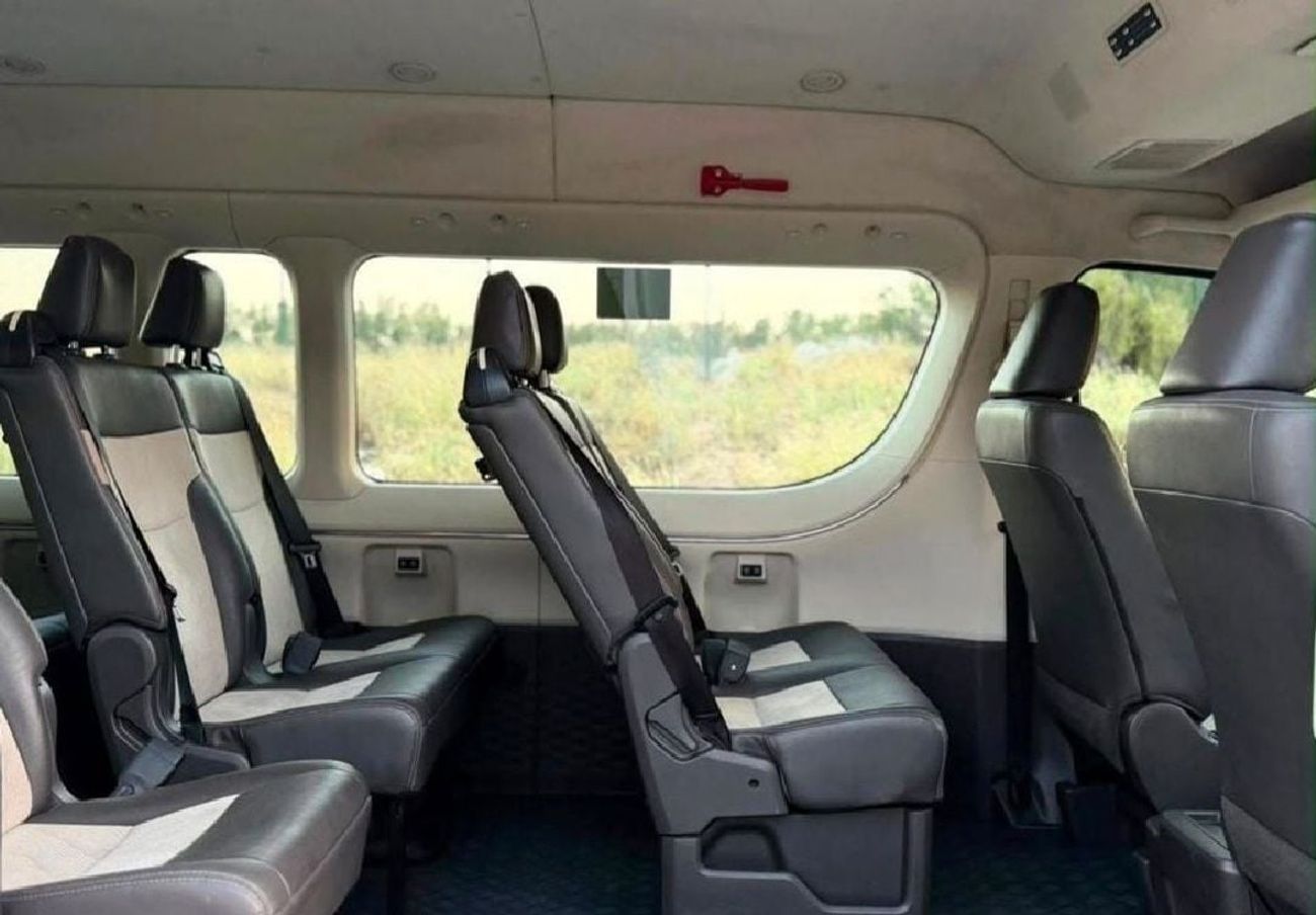 Toyota Hiace GLX 2021Model 2.8 Diesel engine Colour White Transmission Automatic Interior.Begie leather seats 9+seate
