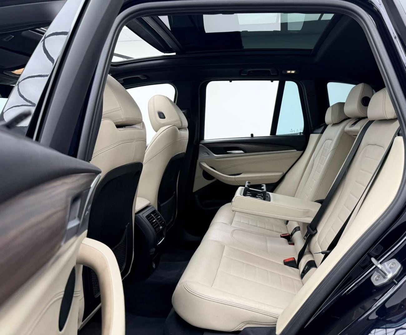 بي أم دبليو X3 XDRIVE 30i M SPORT بي إم دبليو X3 xDrive30i M-Sport موديل 2019، ضمان، سجل صيانة كامل، حالة ممتازة، خليجية