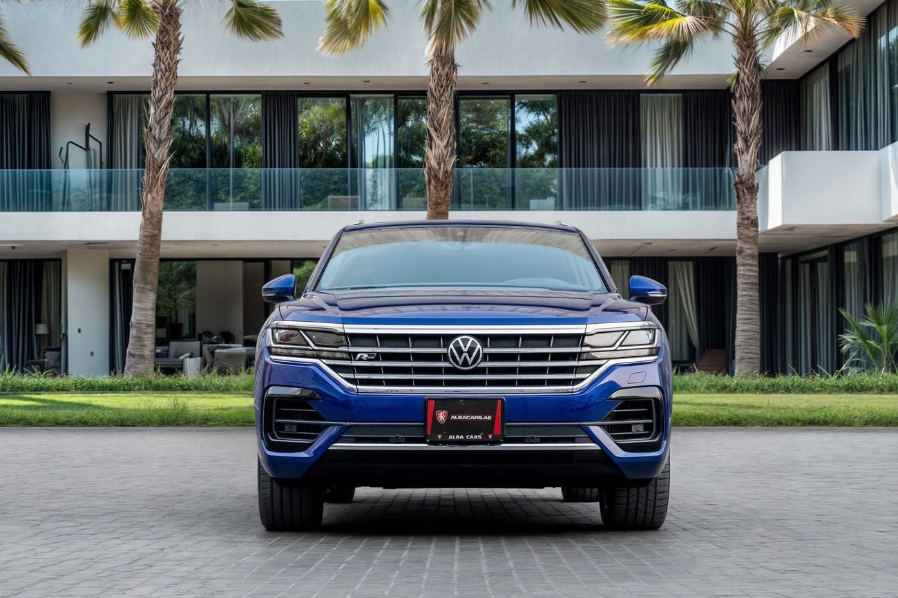 Volkswagen Touareg R-LINE | 2,644 P.M | 0% Downpayment | WARRANTY | LOW KM!