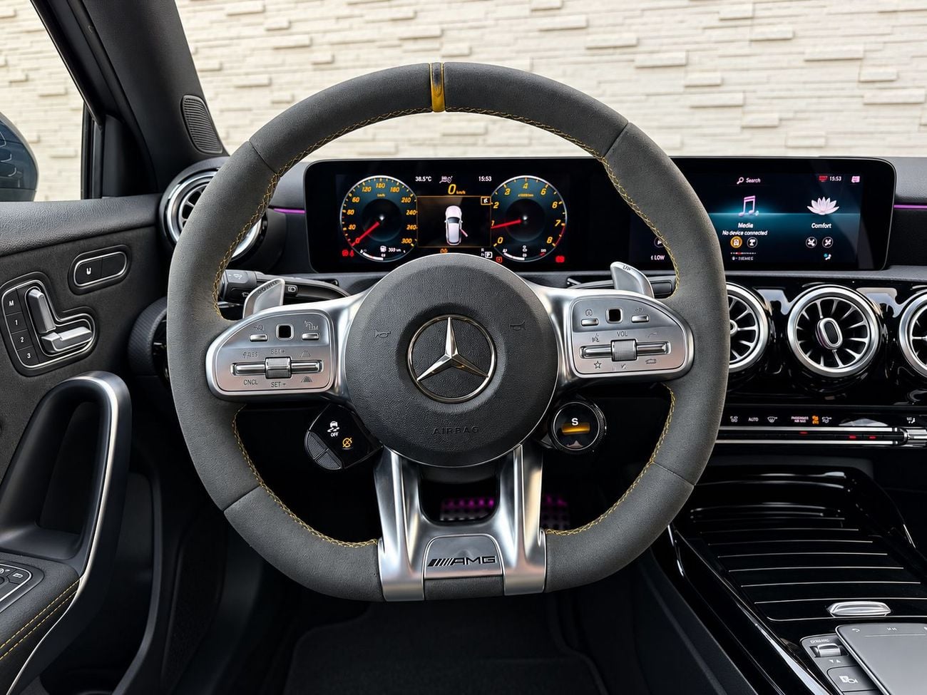 Mercedes Benz A45 AMG- S