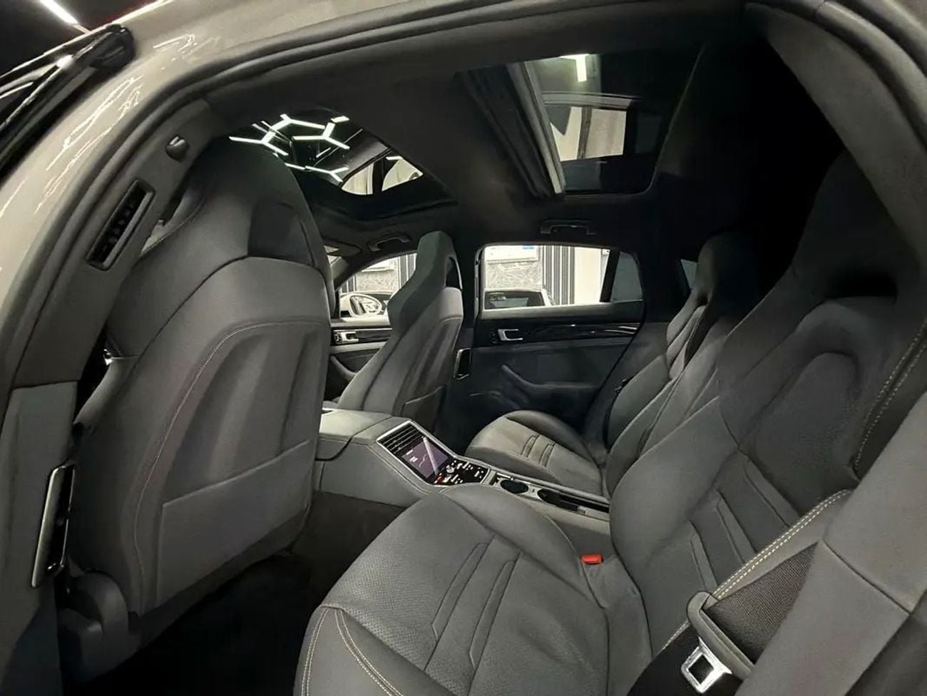 Porsche Panamera 4S