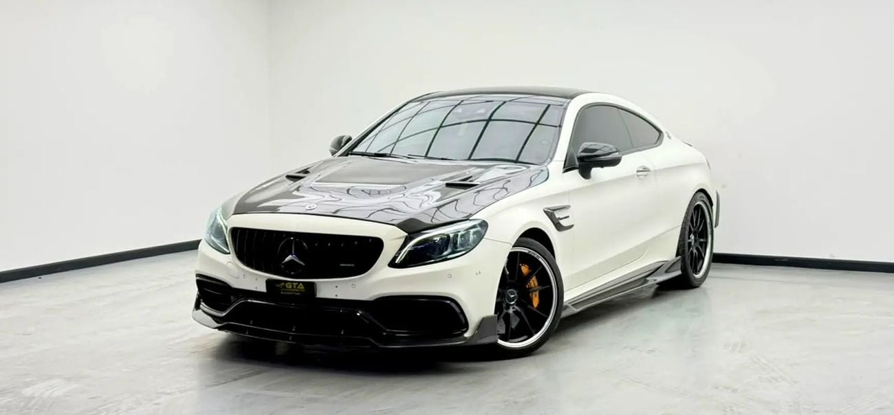 مرسيدس بنز C 63 AMG C63 S AMG, Warranty, Carbon Fiber Package, Very Low Km, Excellent Condition