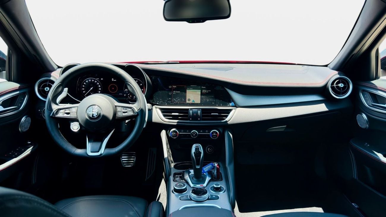 Alfa Romeo Giulia VELOCE | 2022 | Special Offer | 18-30 Sep | Gargash Warranty & Service | Free insurance | Finance from 0.9