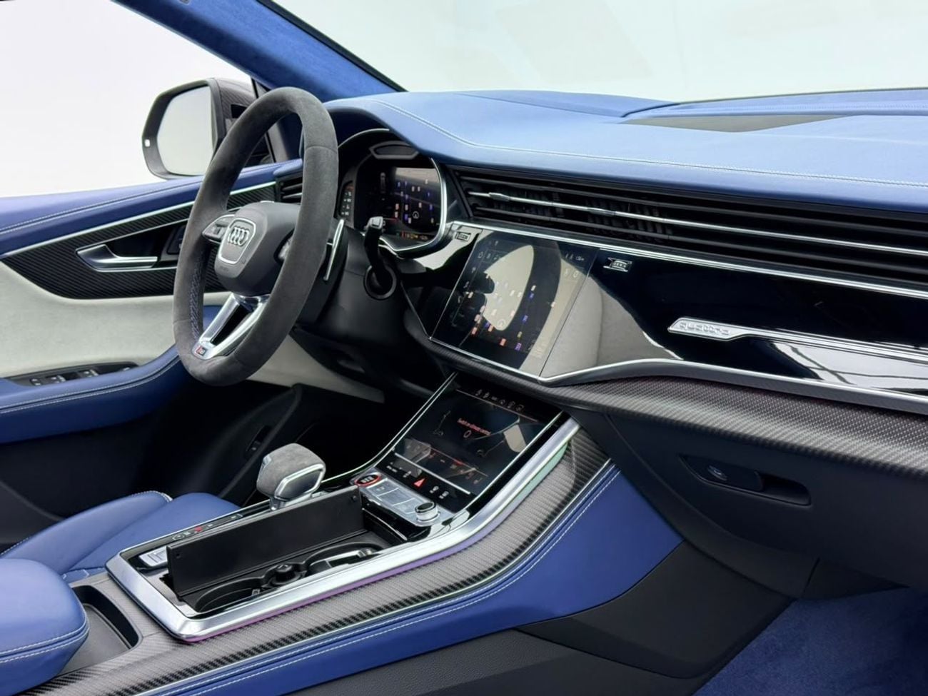 Audi RSQ8 STANDARD 2021 Audi RSQ8 4.0TFSI Quattro, Warranty, Full Audi Service History, Carbon Fiber Package, GCC