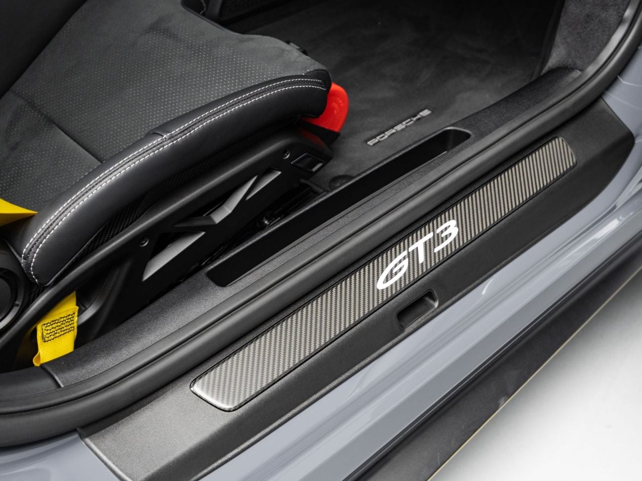 Porsche 911 GT3 BUY NOW, PAY 2027 | THE BLACKLINE STANDARD | 2028 Porsche Warranty, Carbon Ceramic Brakes, GCC