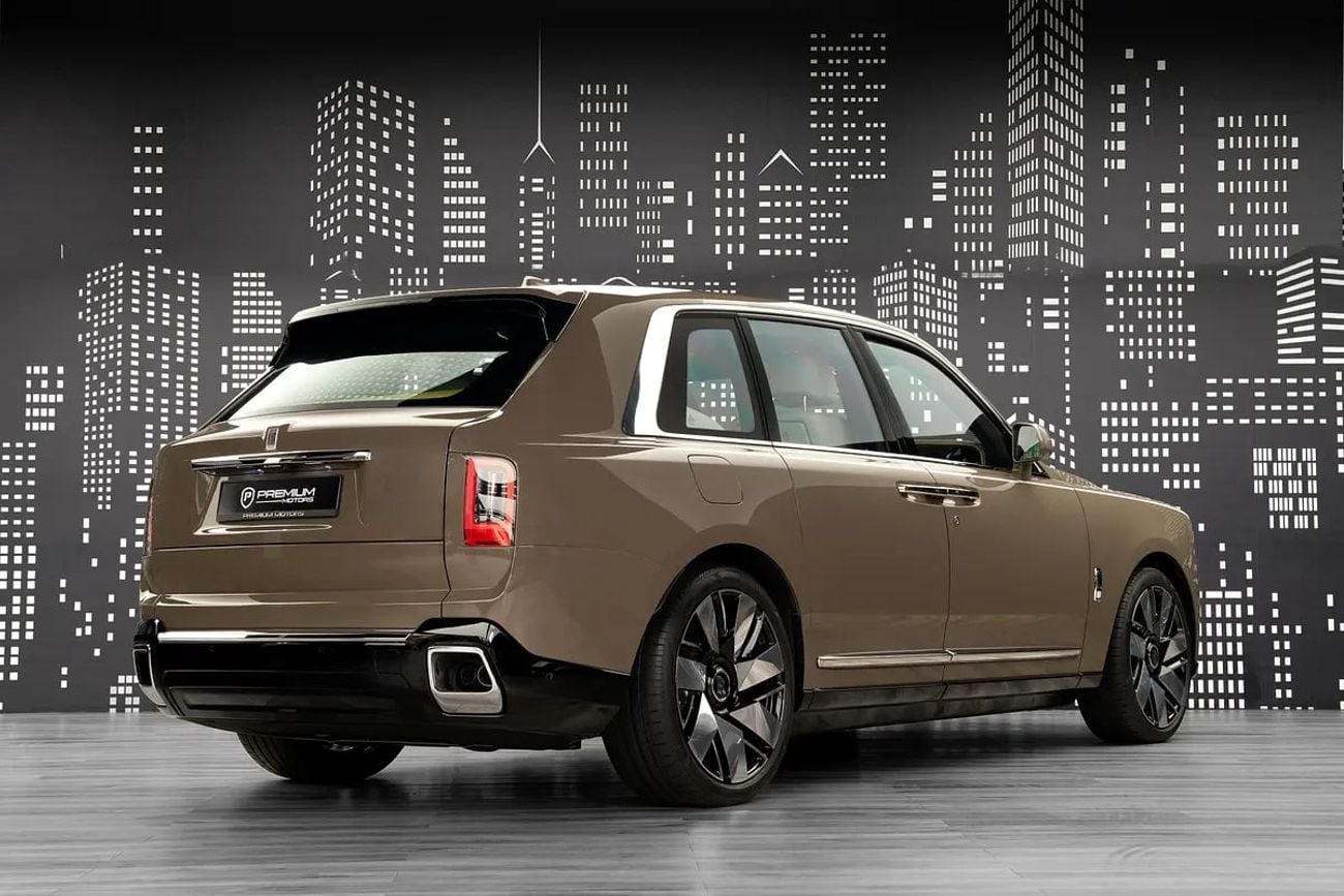 Rolls Royce Cullinan SILVER BADGE