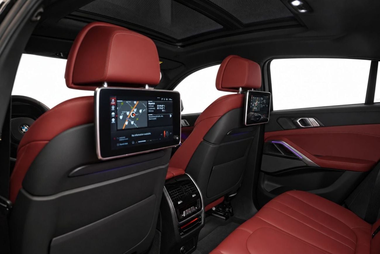 بي أم دبليو X6 40i M SPORT EXCLUSIVE بي إم دبليو X6 XDRIVE 40I M KIT موديل 2021 بمواصفات دول مجلس التعاون الخليجي