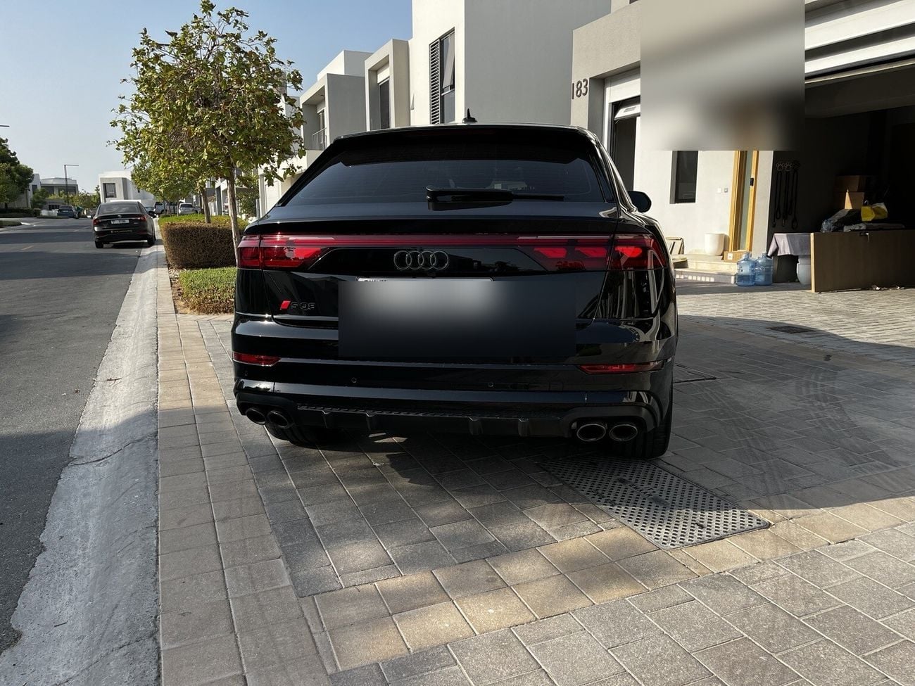 أودي SQ8 STANDARD 4.0 TFSI QUATTRO