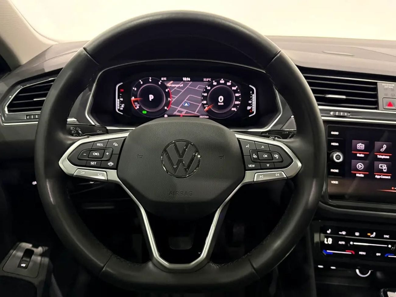 Volkswagen Tiguan LIFE PLUS GCC / Official Dealer Warranty and Service Package