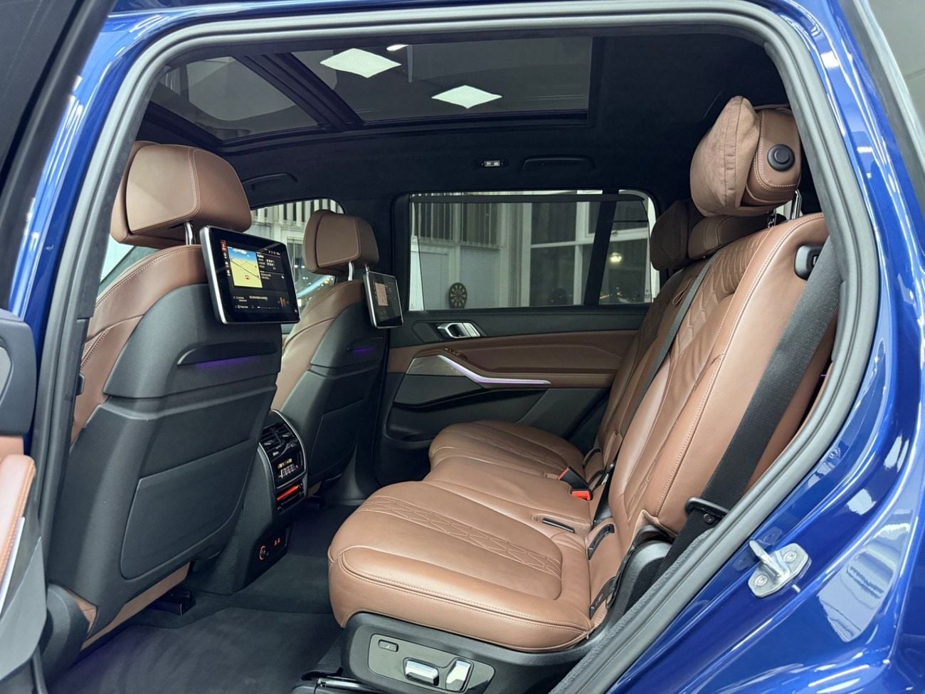 بي أم دبليو X7 40i M SPORT