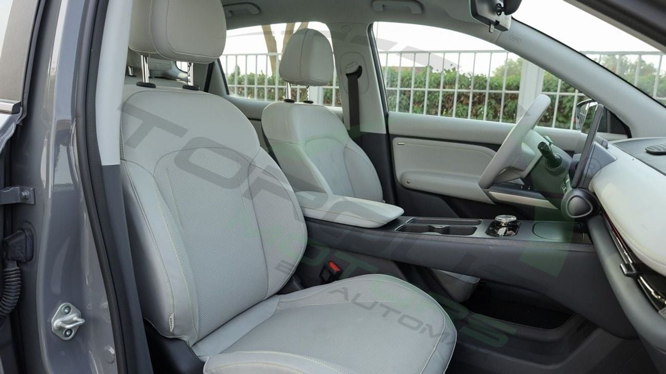 Ls Auto Lev01 CE ( 5 Years Warranty On vehicle + 8 Years Warranty on Battery) 2025 FWD GCC 0Km