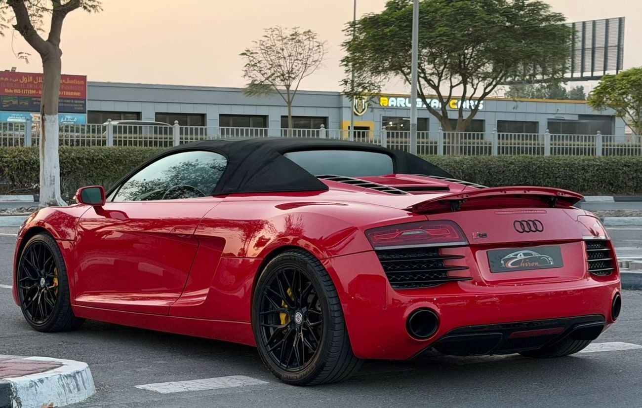 Audi R8 Spyder FSI Audi R8 Spyder 2016 GCC Specs V8 Convertible in Perfect Conditions
