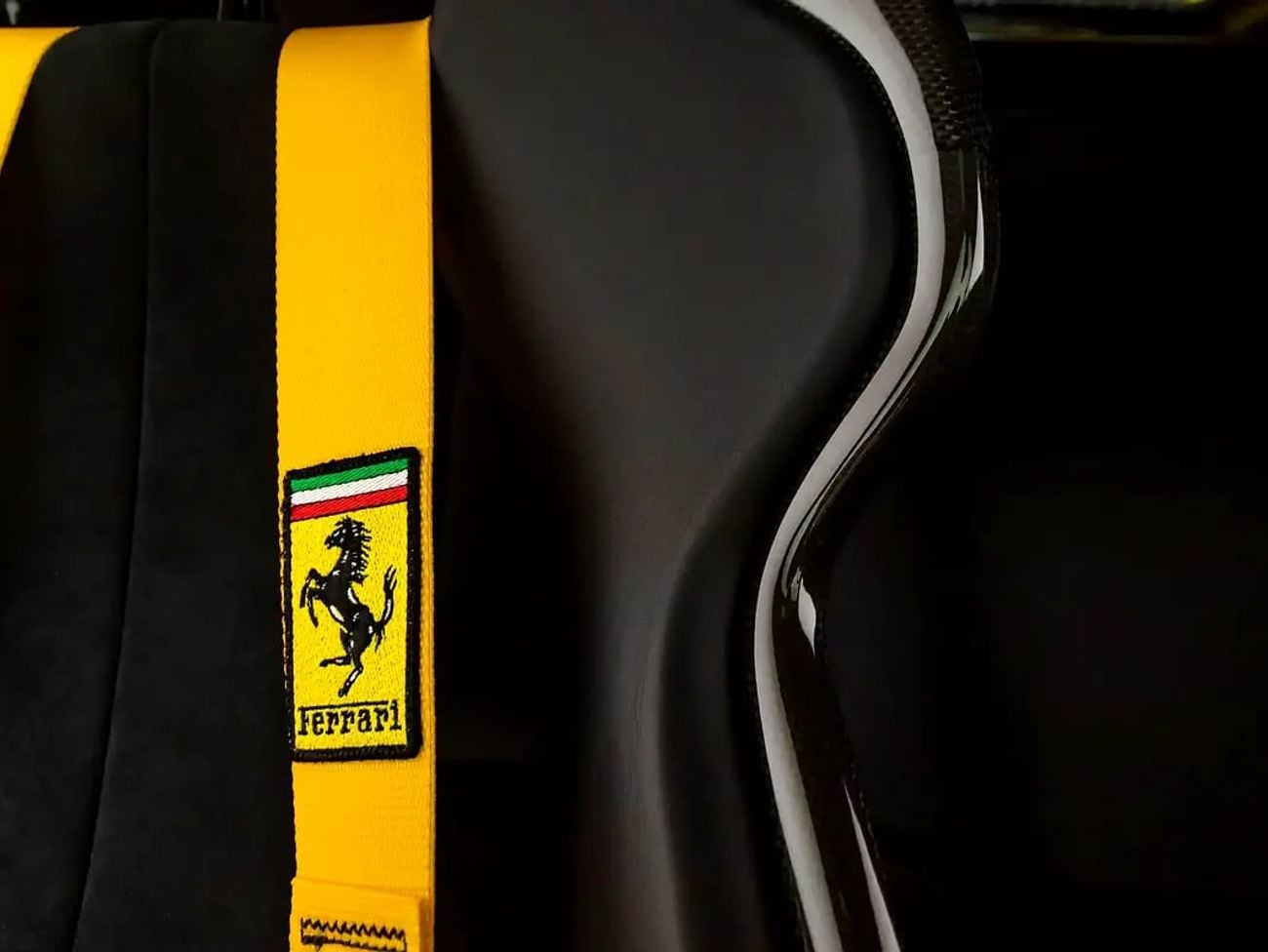 فيراري SF90 ستراديل Assetto Fiorano | With Service Contract