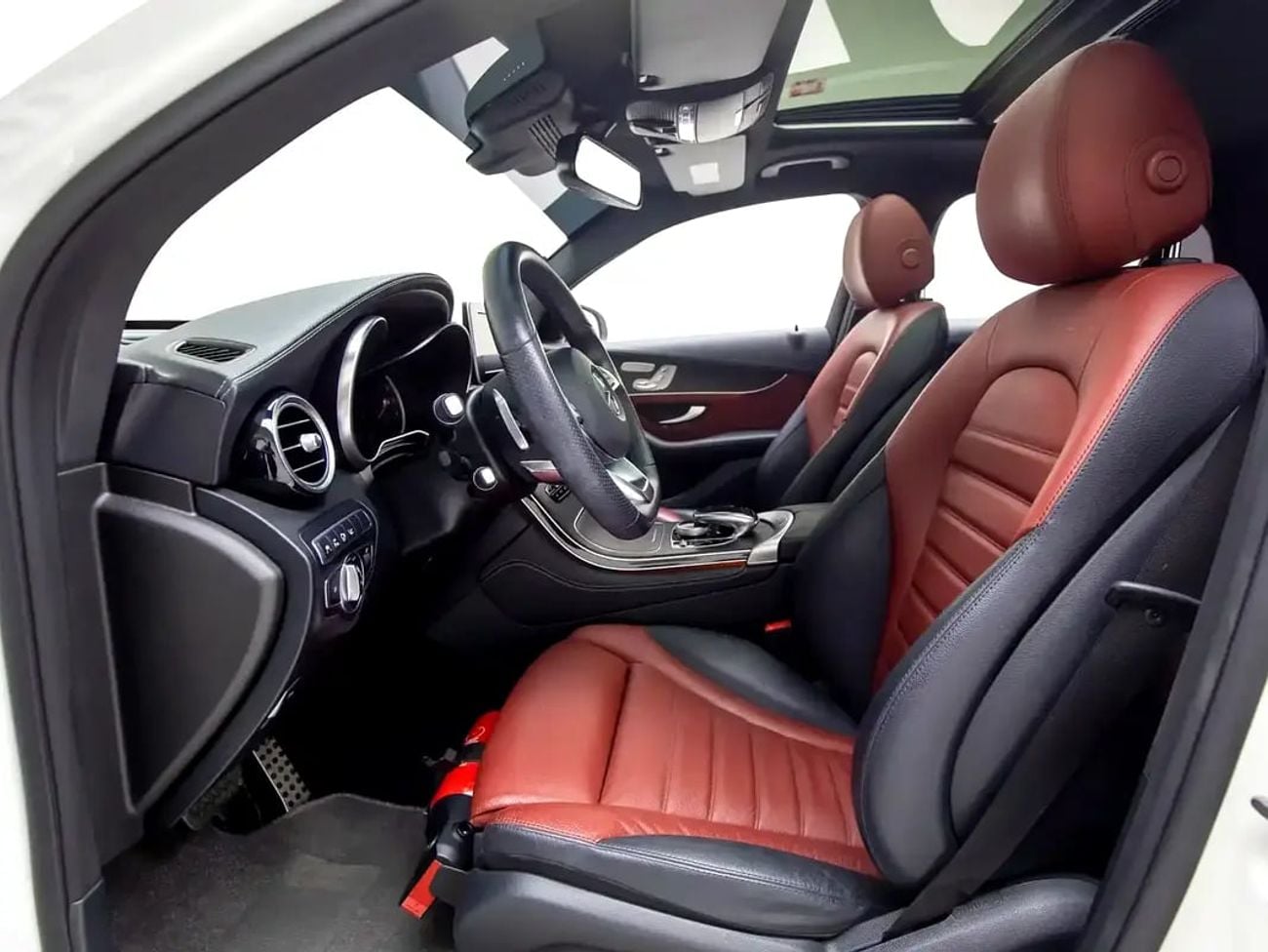 Mercedes Benz GLC250 GLC 250 4Matic Coupe | GCC Spec | Gargash with Full Service History