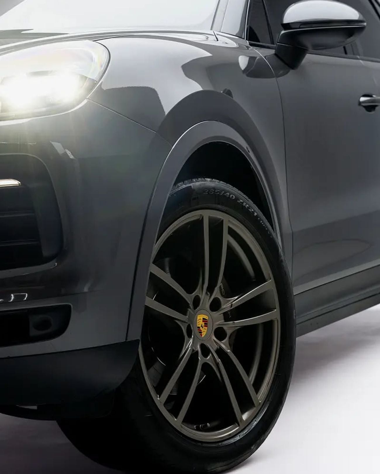 Porsche Cayenne STANDARD GCC