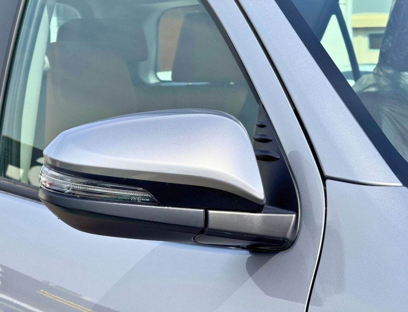 Toyota Fortuner EXR FORTUNER || 2.7L PETROL V4 / FABRIC SEATS / MANUAL AC (CODE # FPMB)