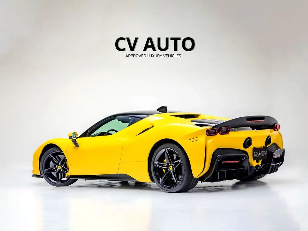 فيراري SF90 ستراديل Assetto Fiorano | With Service Contract