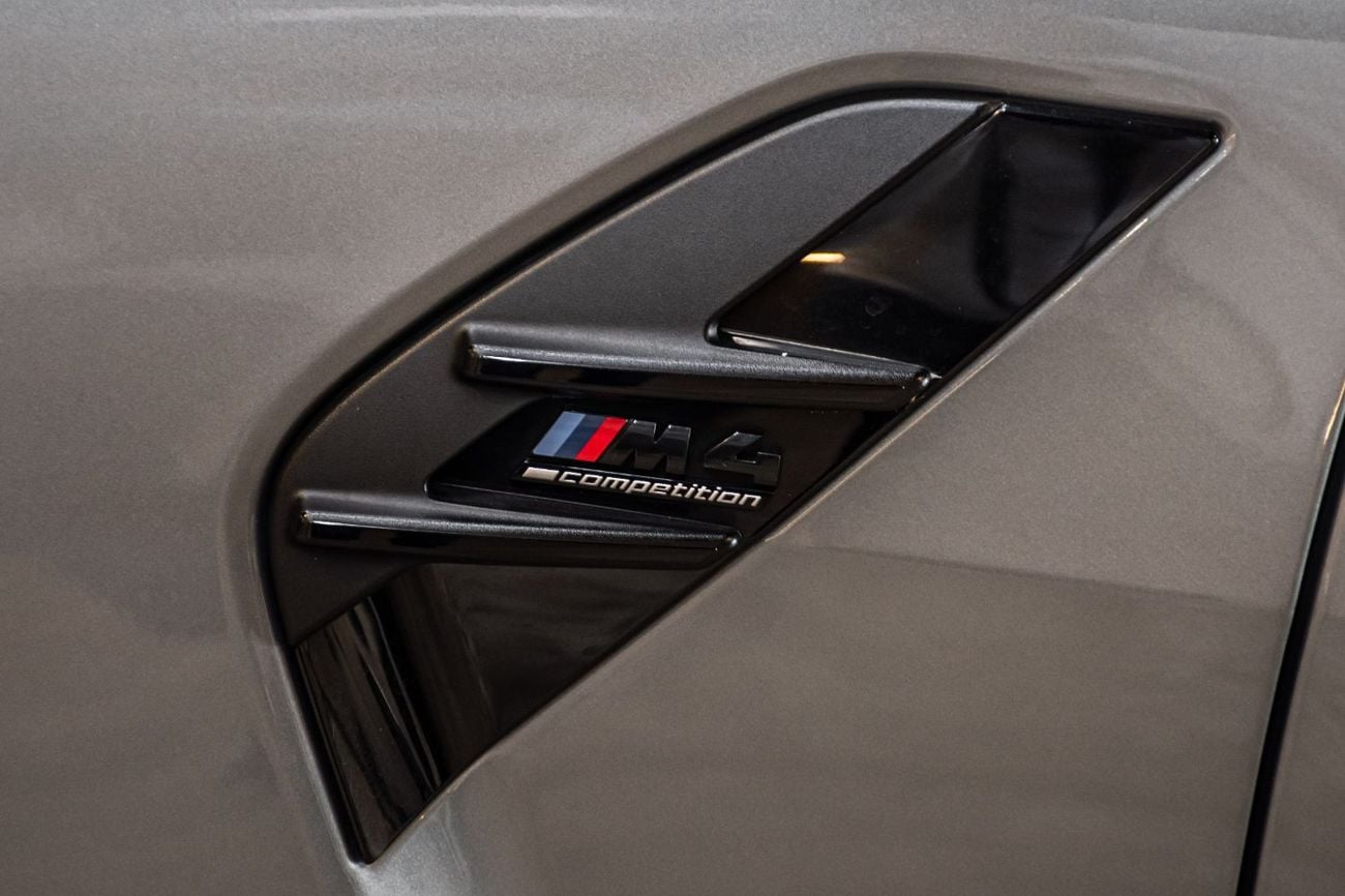 BMW M4 M COMPETITION