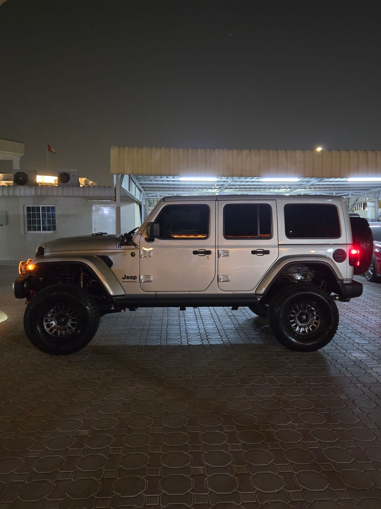 Jeep Wrangler Unlimited SAHARA