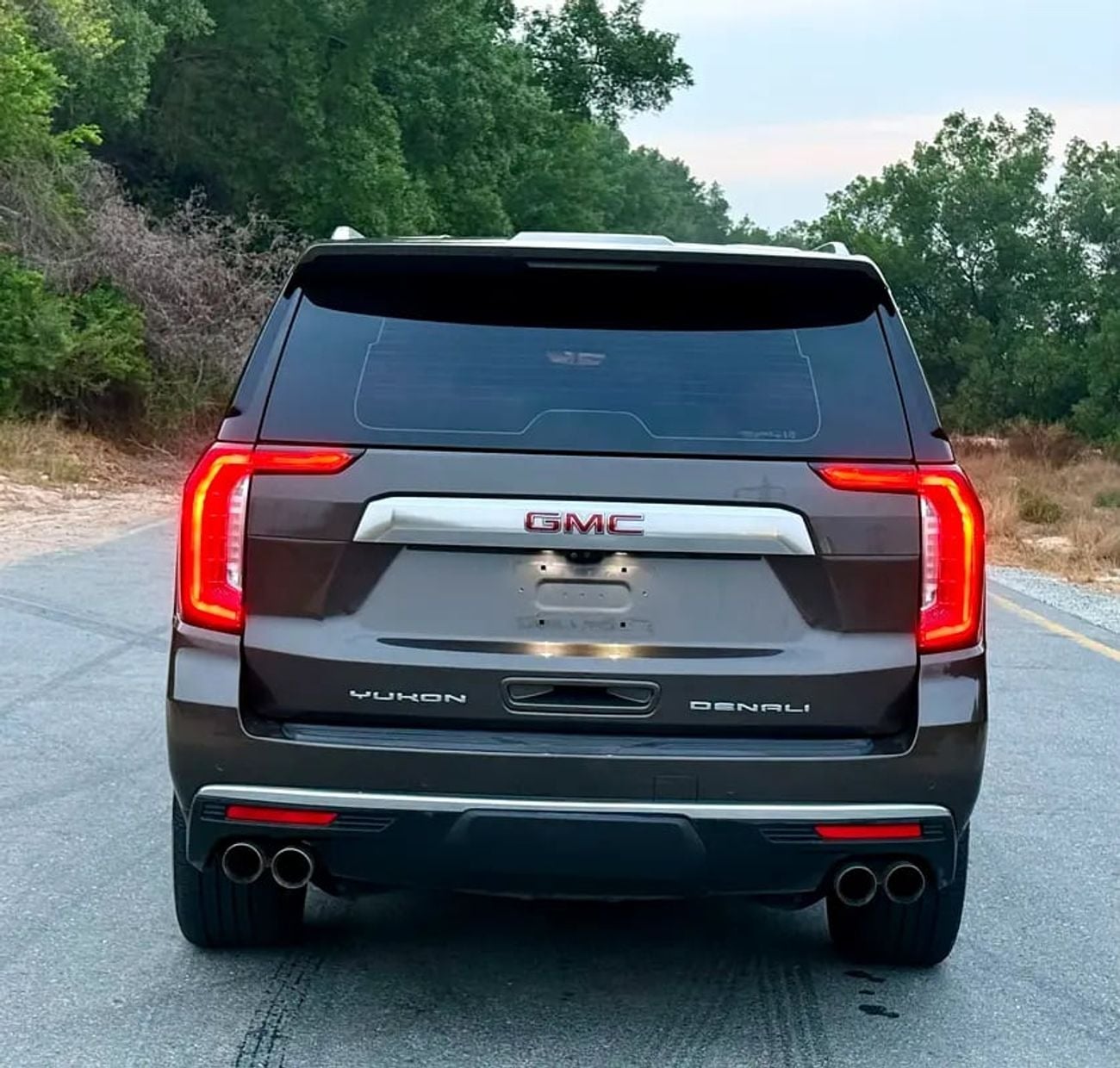 GMC Yukon DENALI | GCC Specs | Pristine Condition جمس دينالي صبغ وكالة خليجي