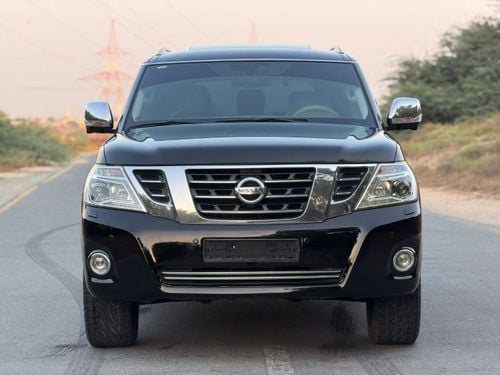 Nissan Patrol SE PLATINUM CITY 3000 cc four-wheel drive 4/4 sunroof