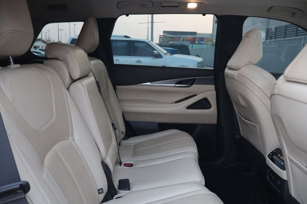 إنفينيتي QX60 لوكس