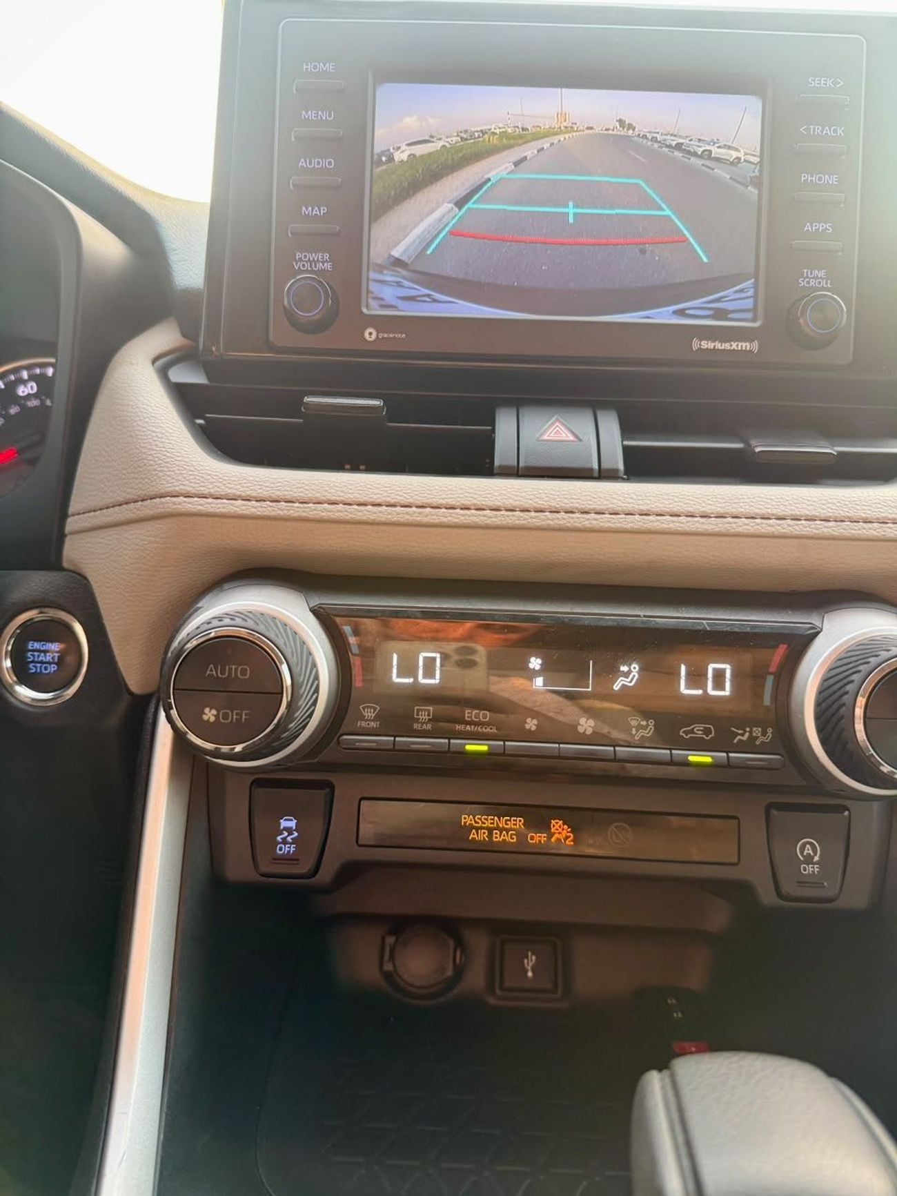 تويوتا راف ٤ XLE RAV4 XLE 4X4 AWD