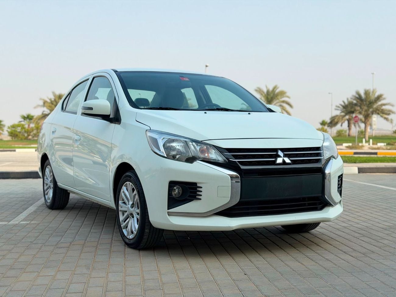 Mitsubishi Attrage GLX HIGHLINE