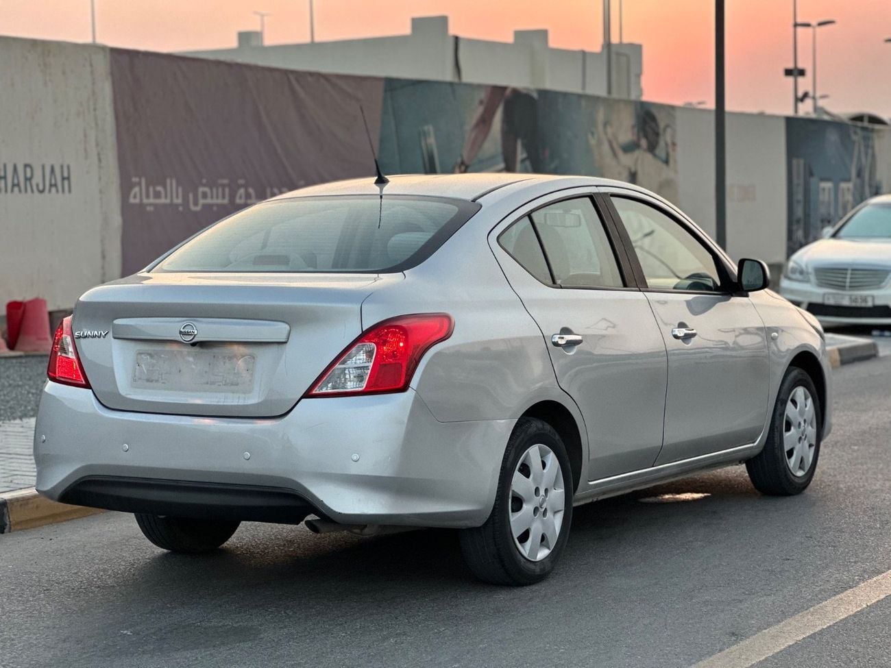 Nissan Sunny SV