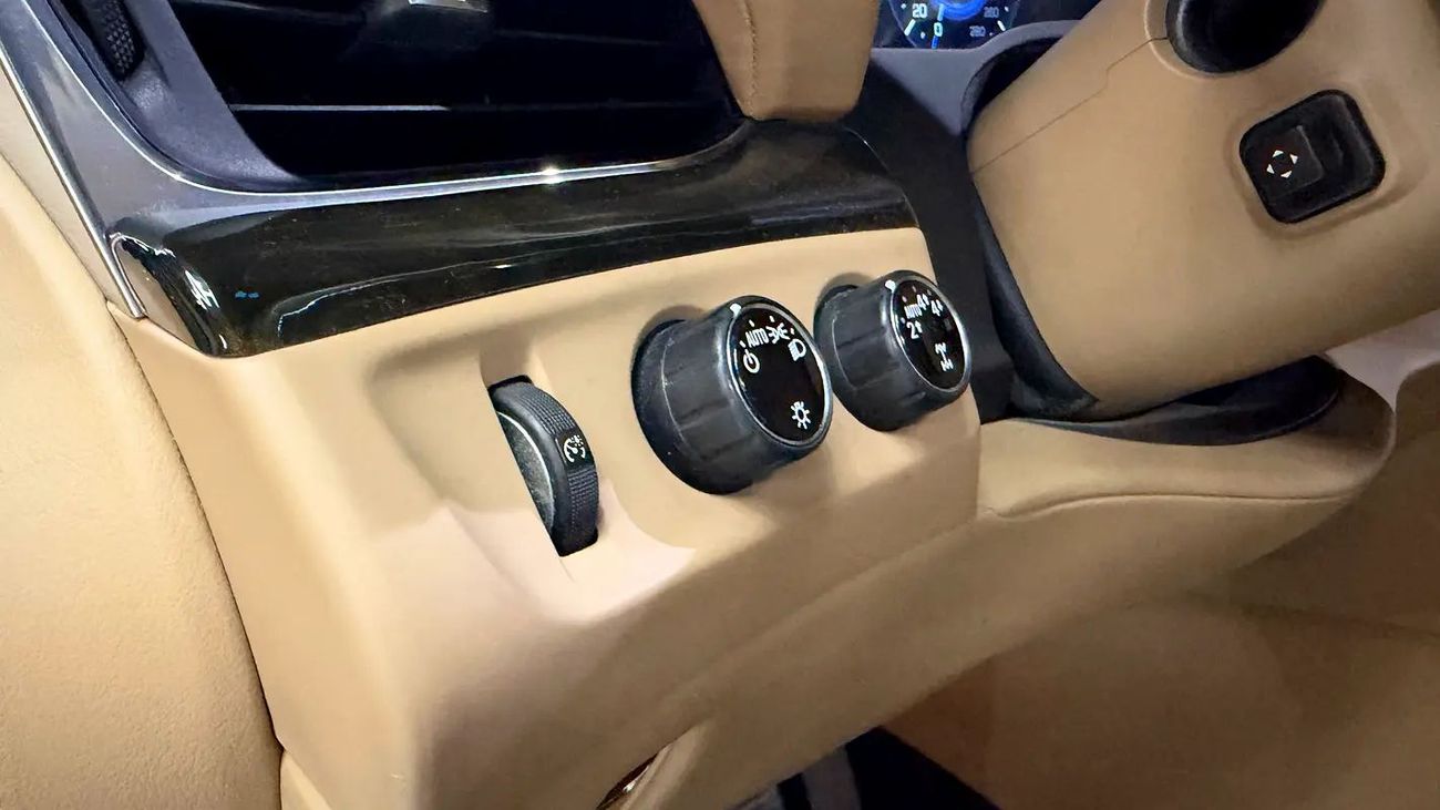 Cadillac Escalade PLATINUM