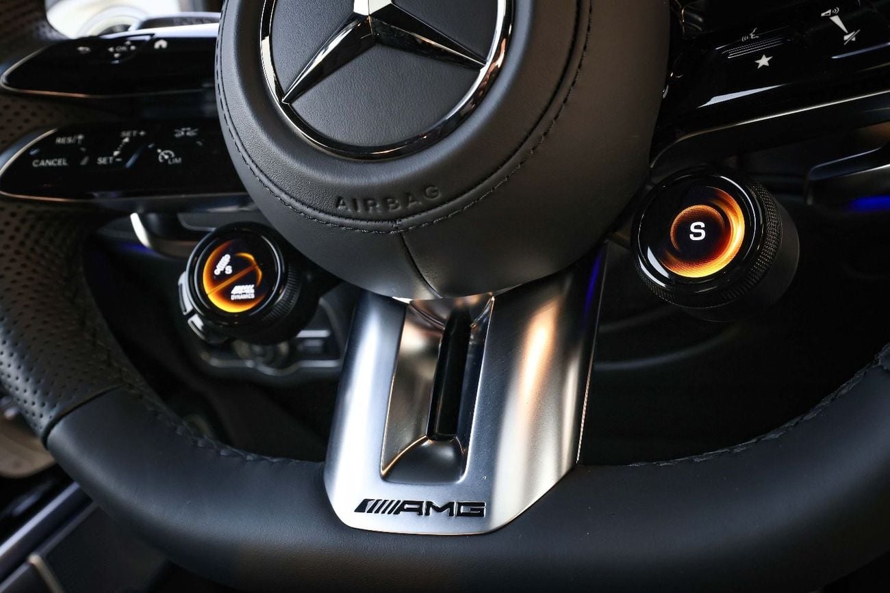 Mercedes Benz G63 AMG STANDARD Night Package