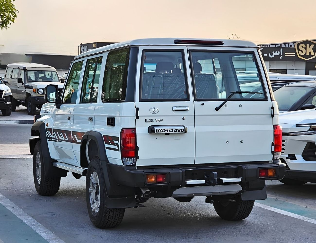 Toyota Land Cruiser 70 LC76 LXA HARDTOP LC76 LXA 5 DOOR || 4.0L PETROL M/T | REAR CAMERA | PWR WINDOWS | SNORKEL (CODE # 76MM)
