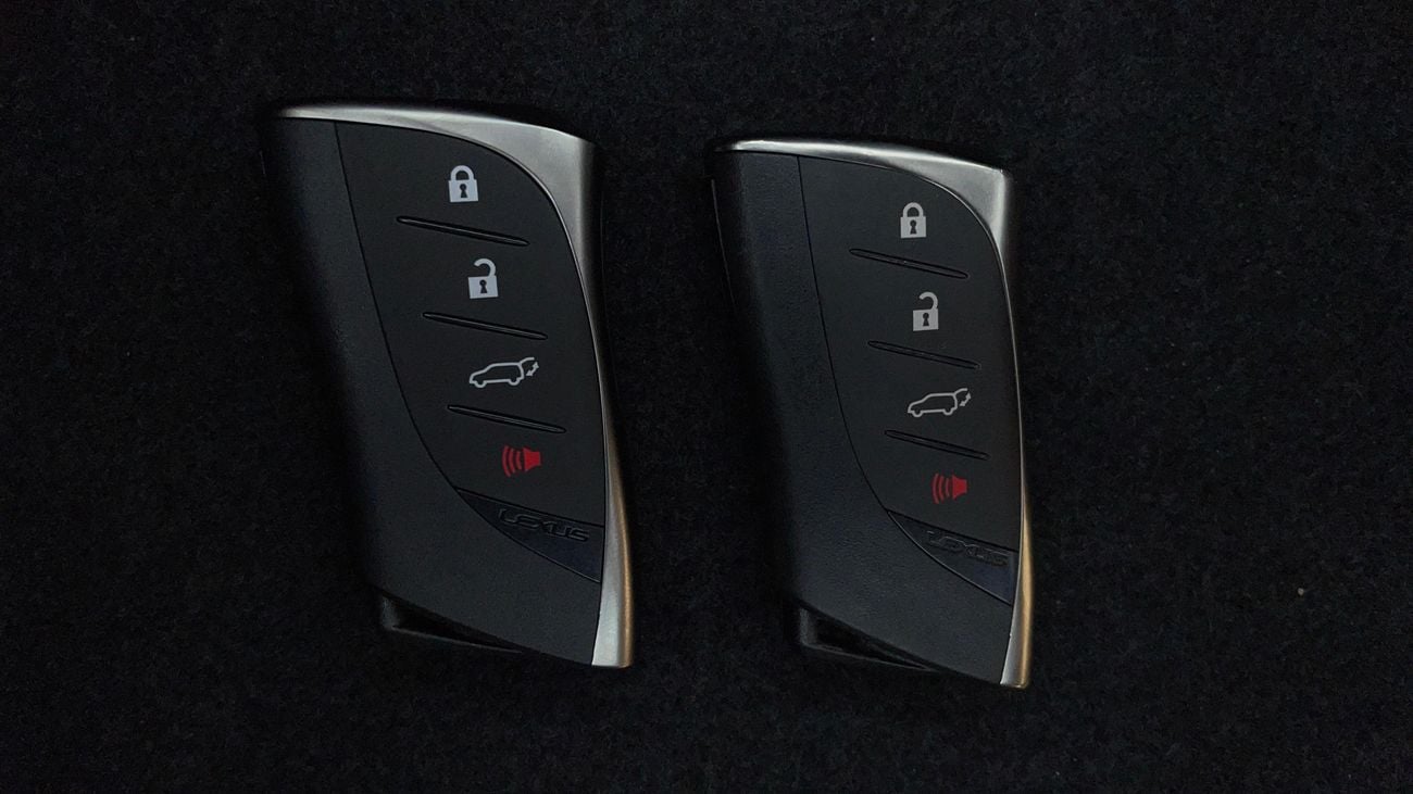 لكزس RX 350 PRESTIGE كارس24 هي سوق ضخم للسيارات المستعملة موثوق ومضمون ٪كارس24 هي سوق ضخم للسيارات المستعملة موثوق ومضمون