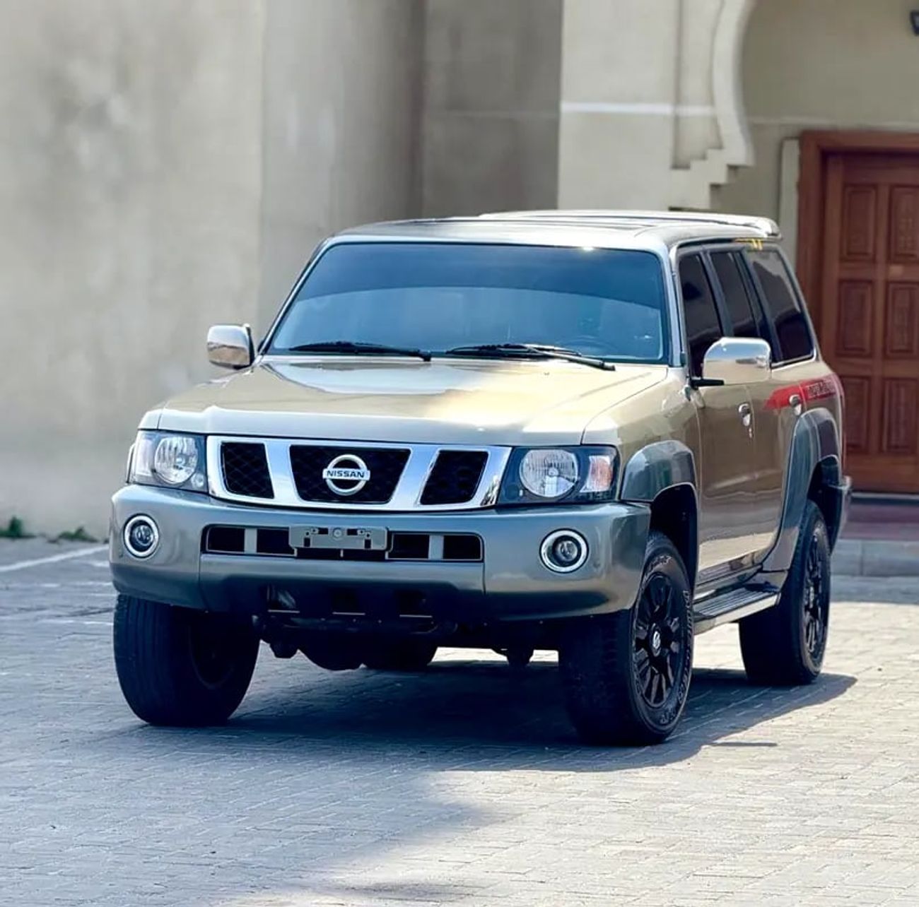 Nissan Patrol SUPER SAFARI نيسان سوبر سفاري موديل فل اوبشن خليجي
