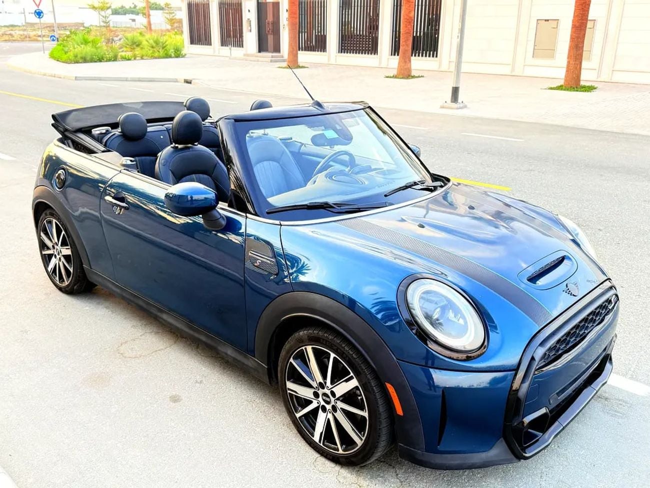ميني كوبر إس كابريو Cooper S Cabrio JCW (Manul gear!)! Perfect condition!