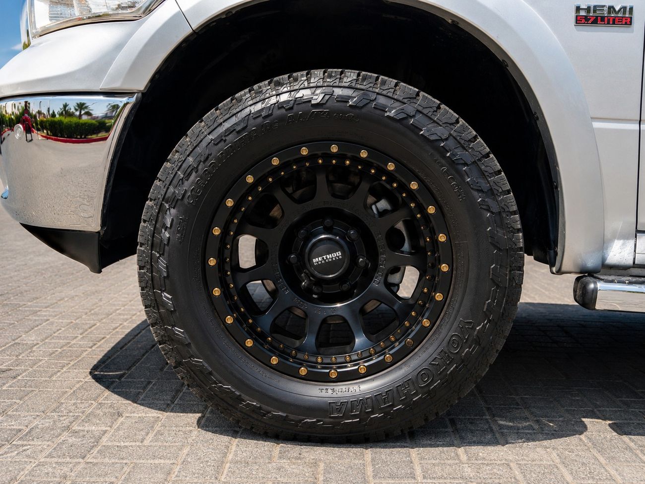 رام 1500 LARAMIE